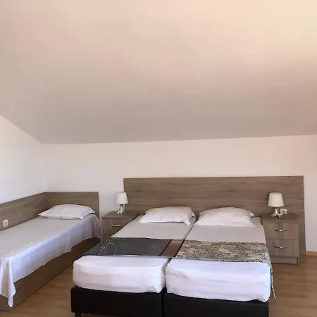 Guest house Time Out *